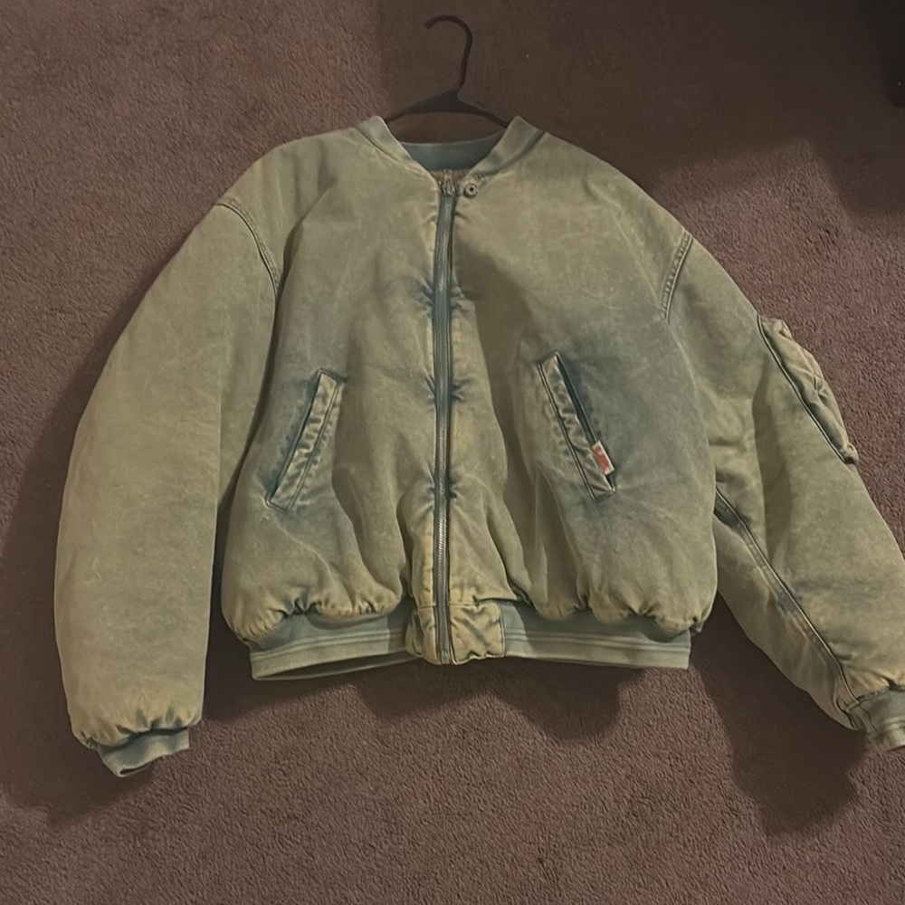 Vintage Bomber Jacket in Faded Green